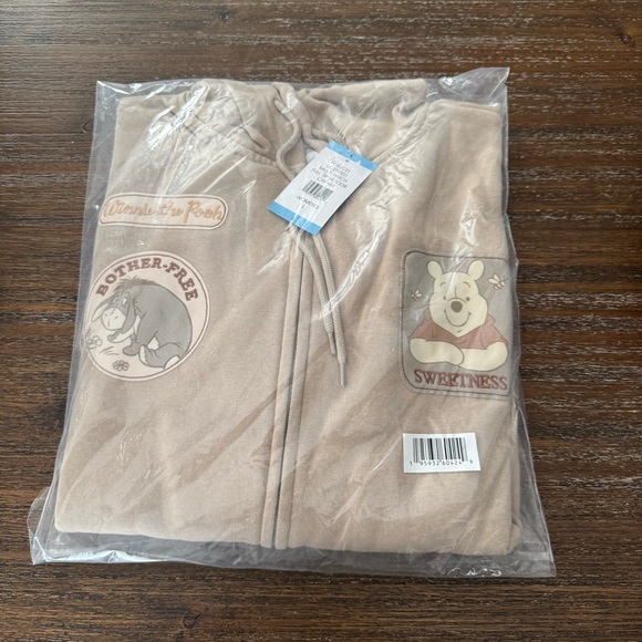 Winnie The Pooh Women's Character Full-Zip Hoodie size L - Picture 2 of 8